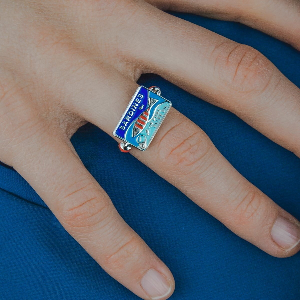 SARDINE can ring