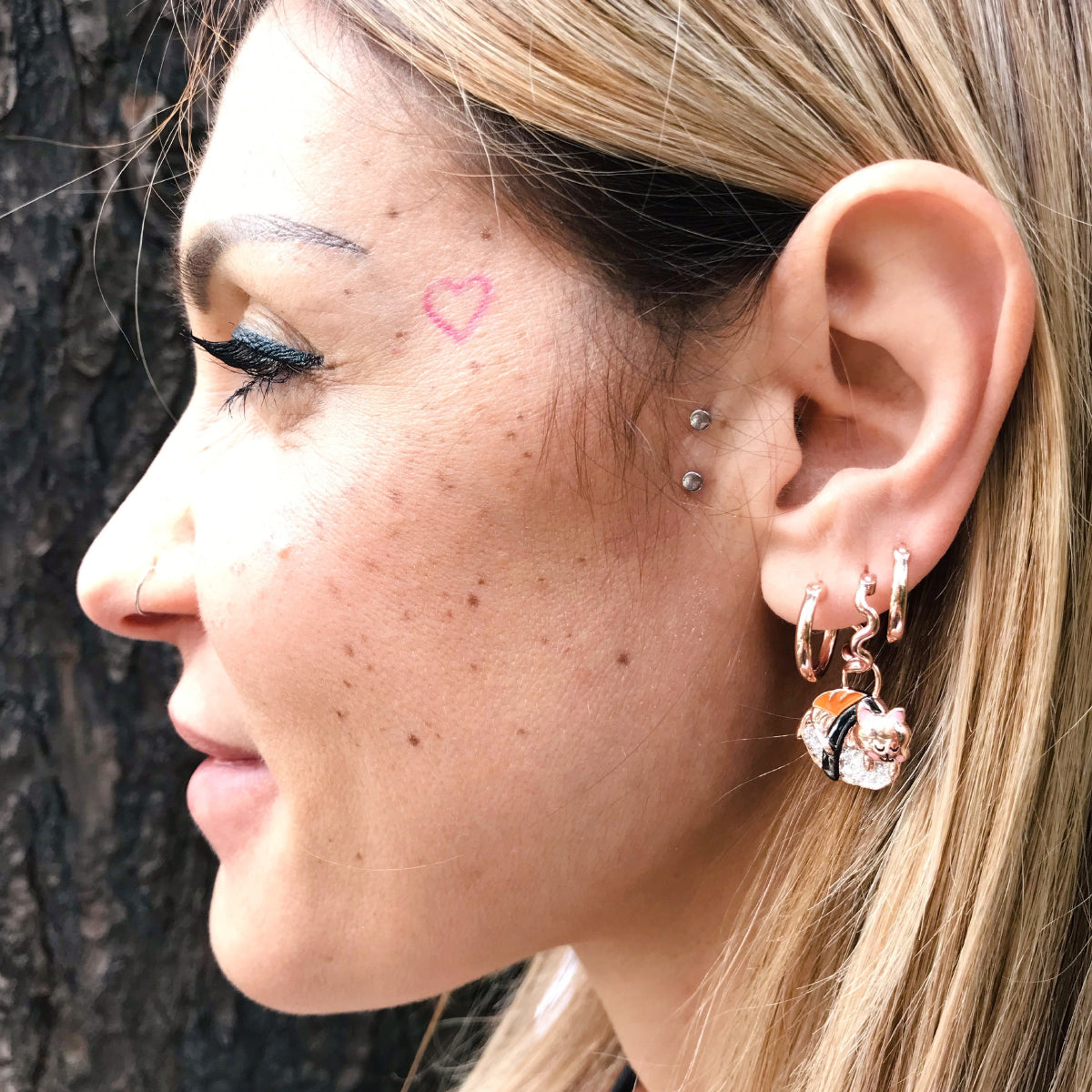 NOODLES hoop earrings