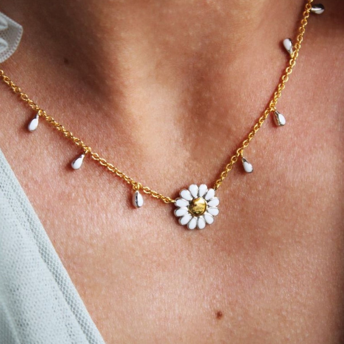 Collana regolabile con Margherita e petali