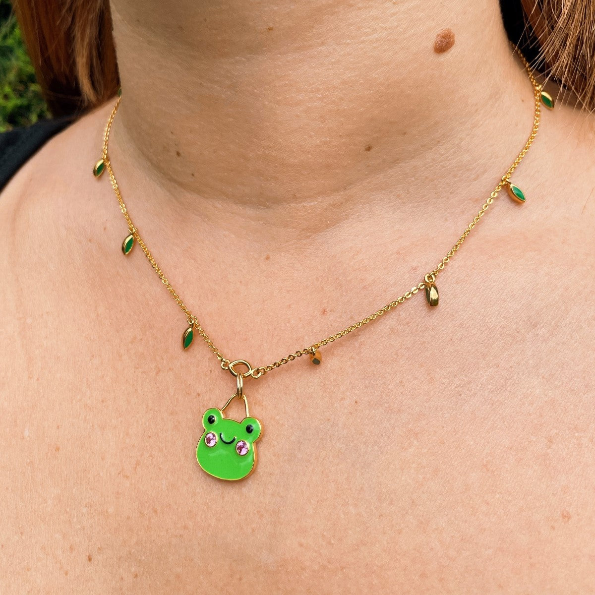 Adjustable Leaf Pendant Necklace