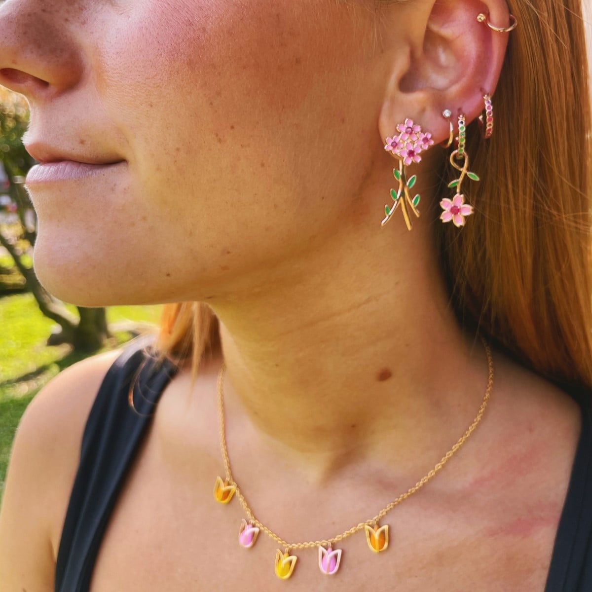 MINI orecchino tondo con pietra