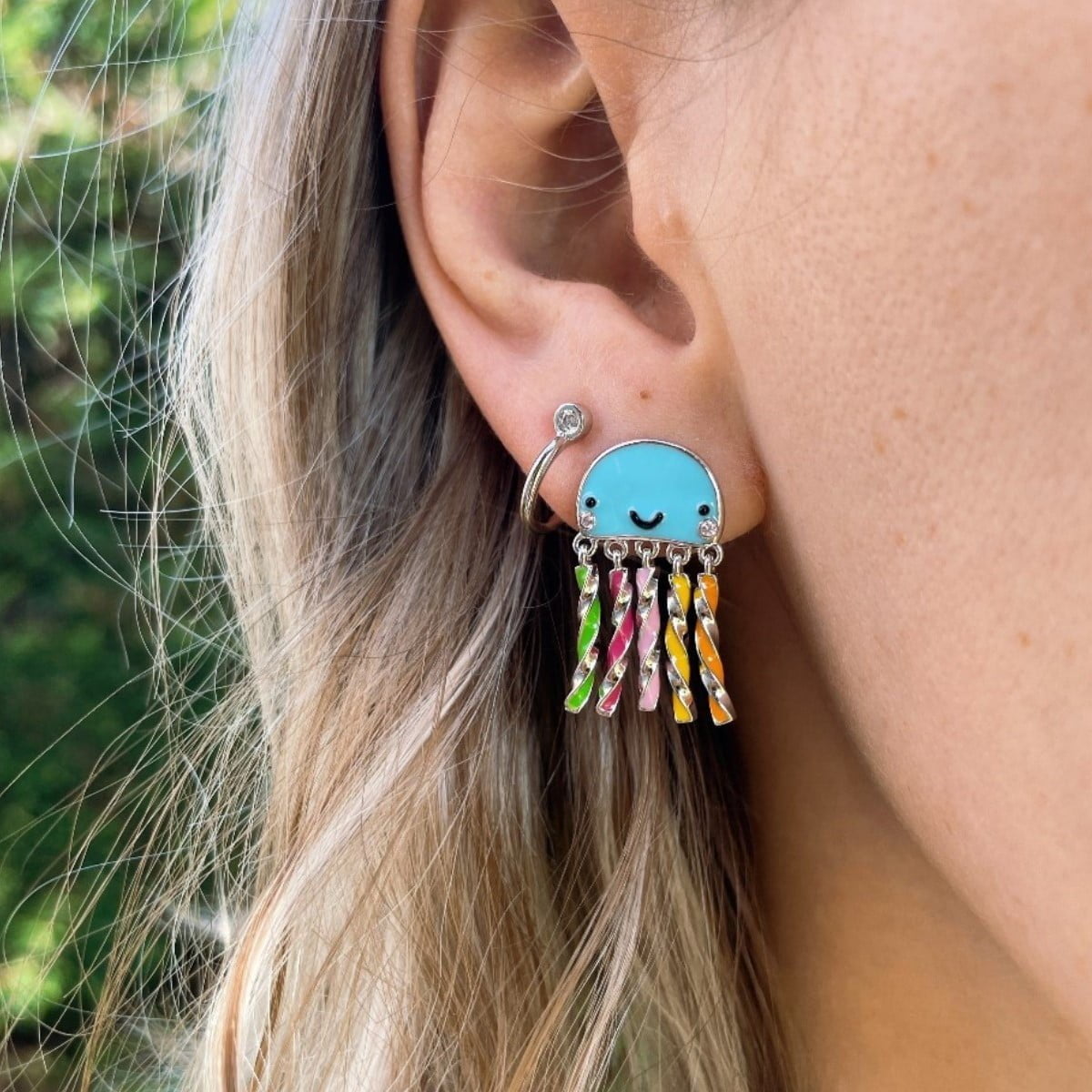 Orecchini STUD con medusa e tentacoli colorati